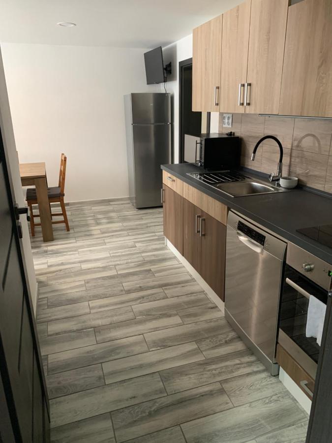 Apartman U Drahotu Pernink Luaran gambar