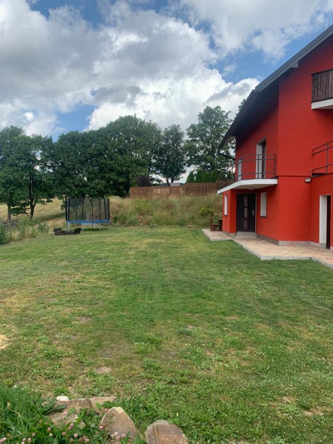 Apartman U Drahotu Pernink Luaran gambar
